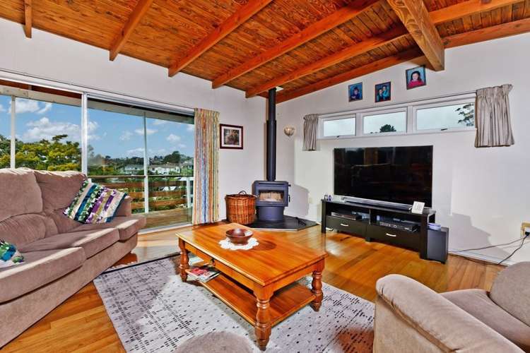 669 East Coast Road Browns Bay_11