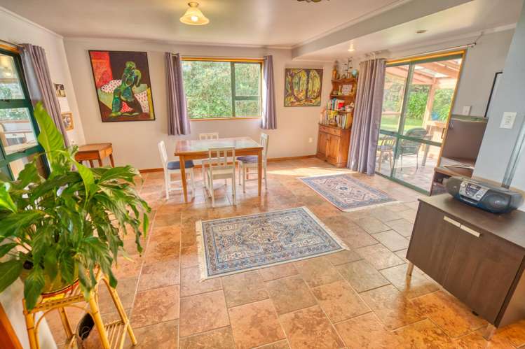 2A Golden Sands Road Barrytown_6