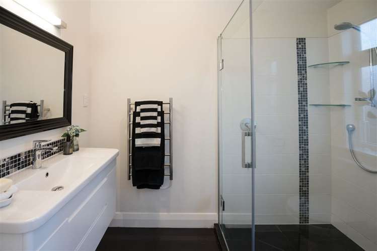 13 Moselle Street Island Bay_18