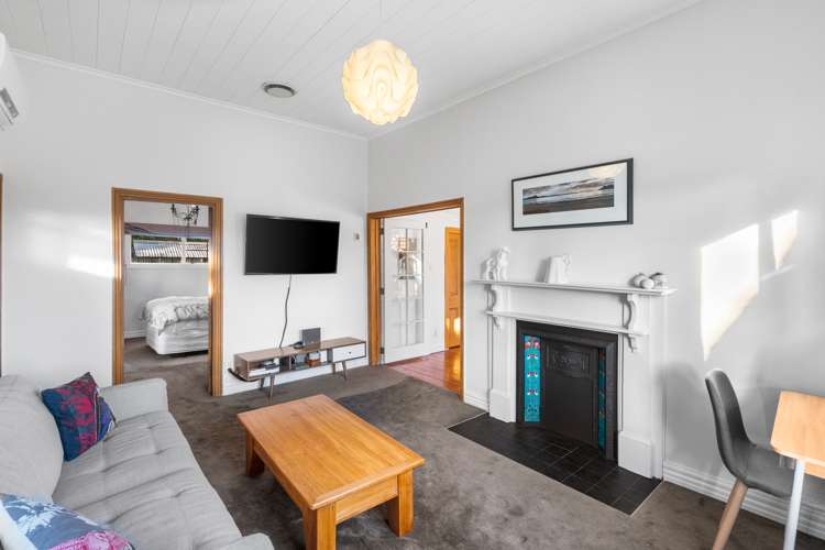 14 Young Street Somerfield_7