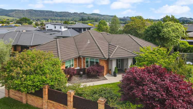 32 Carroll Place Owhata_23