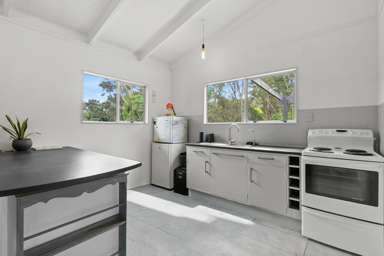 190A Howard Road_2