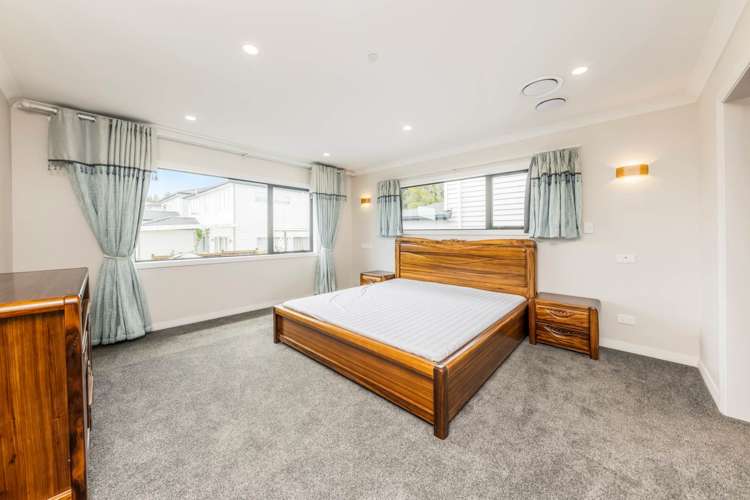 29 Casheltown Way Flat Bush_12