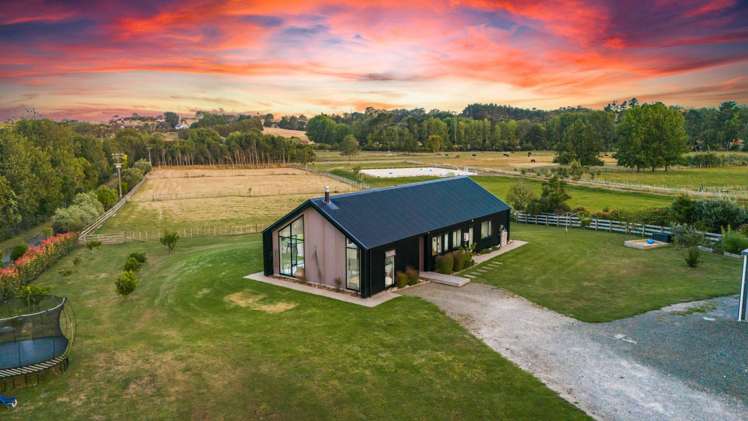 185 Taupaki Road Taupaki_14