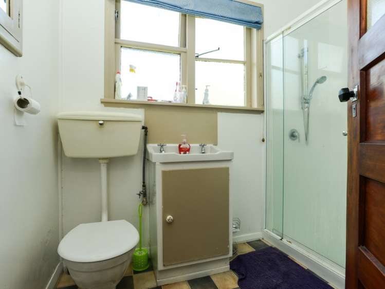 618 Park Road South Akina_9