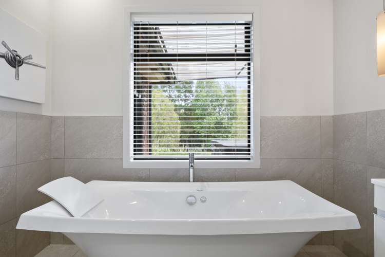 35 Stonebrook Lane Kelvin Grove_25