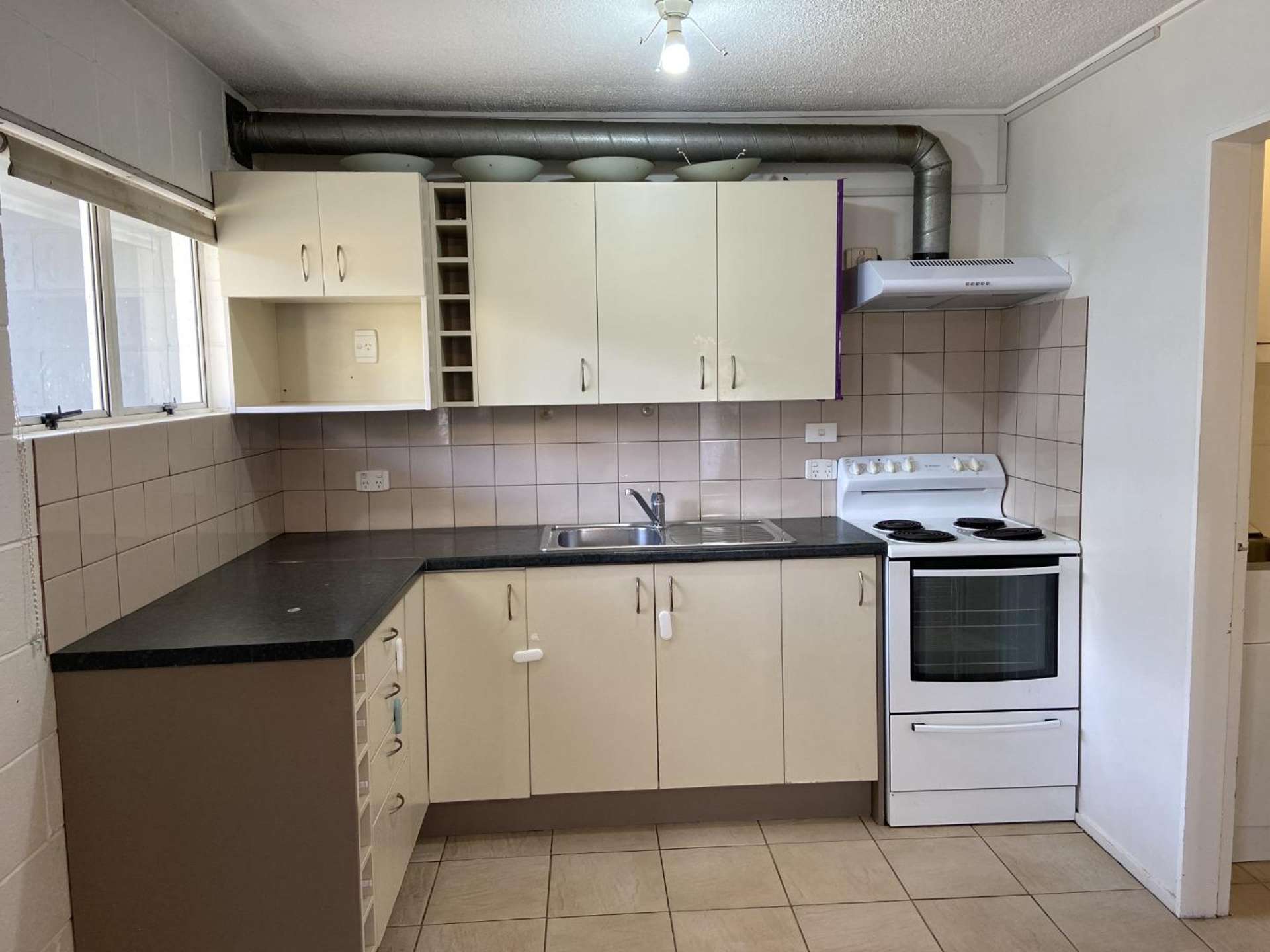 9/11 Rotoiti Street 1284_0