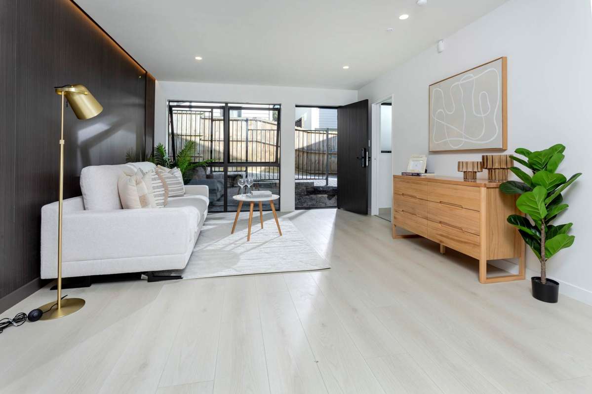 3/ 35 Matipo Road_2