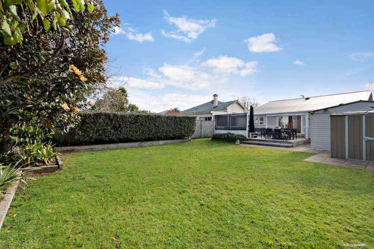 38 Kitchener Road Sandringham_9