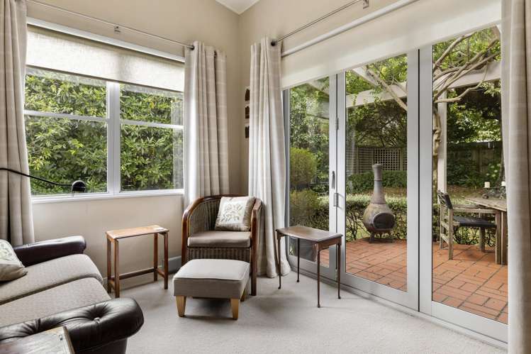 16 Crowther Terrace Hilltop_16