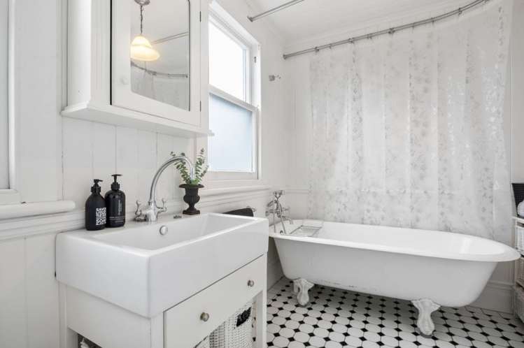 63 Tainui Road Devonport_18