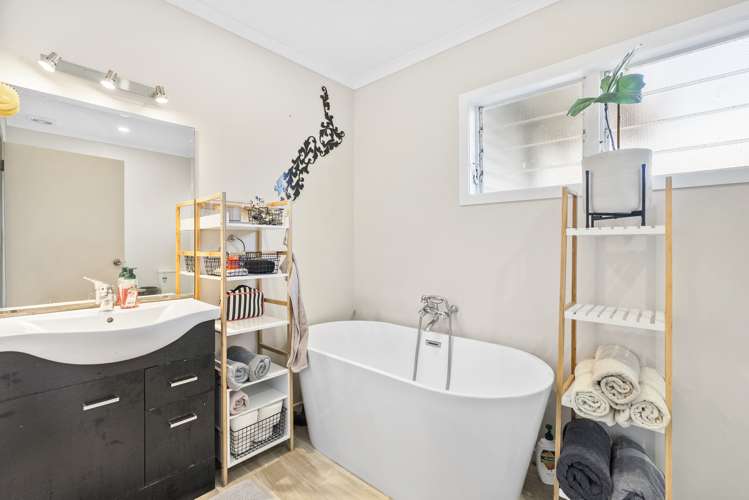 102 Old Onerahi Road Onerahi_16