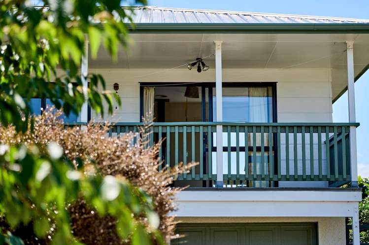 8 Ross Grove Paraparaumu_14