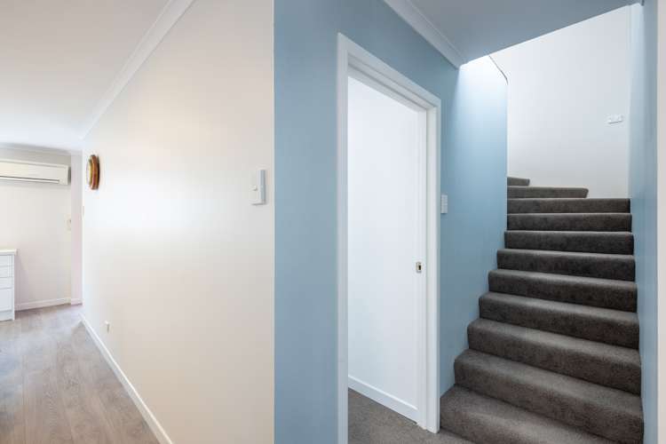 8 York Crescent Westown_21