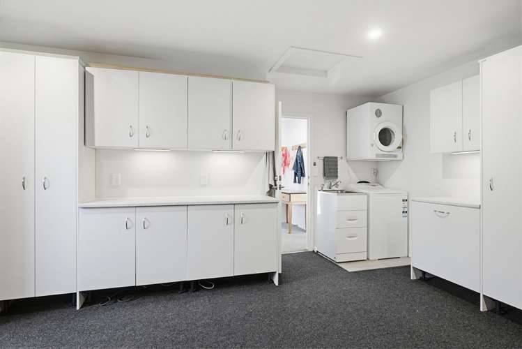 29 Lacebark Lane Woodridge_25