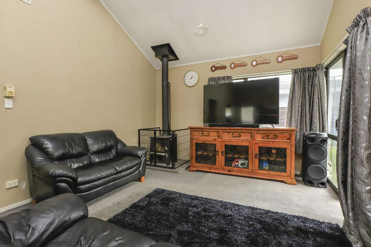 44 Whiting Crescent_2