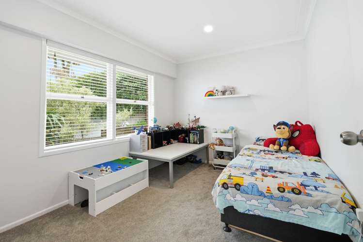 21B Devon Road Bucklands Beach_13