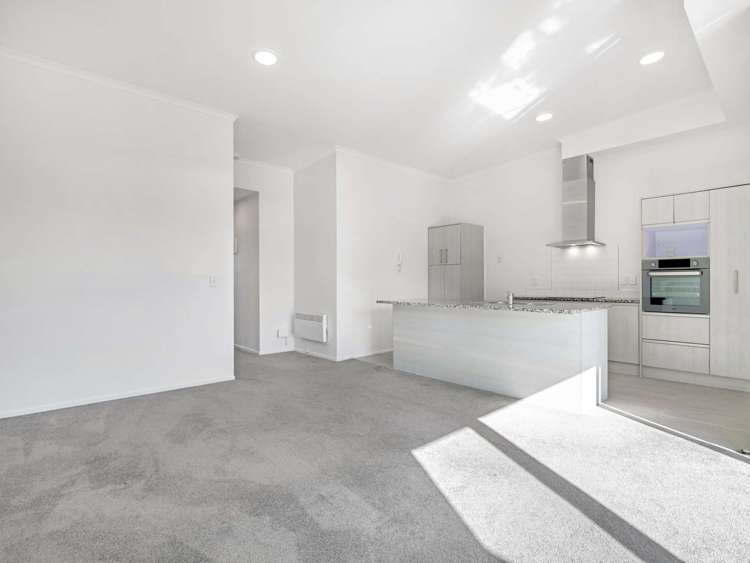 17/11 Carlos Drive Flat Bush_7