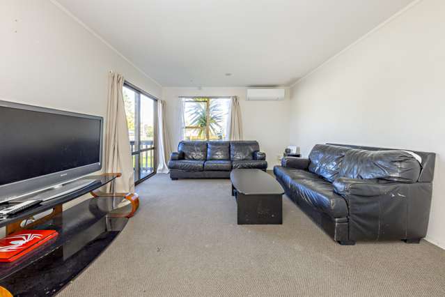 4 Blackgate Place Manurewa_4