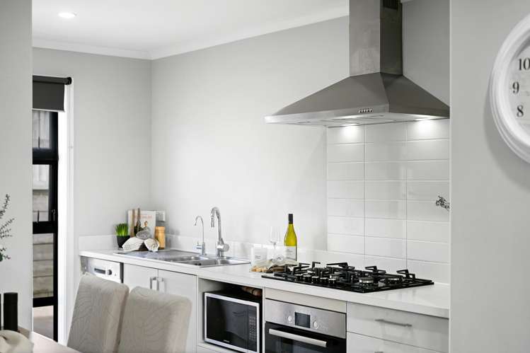 6/6 Church Road Pukete_5