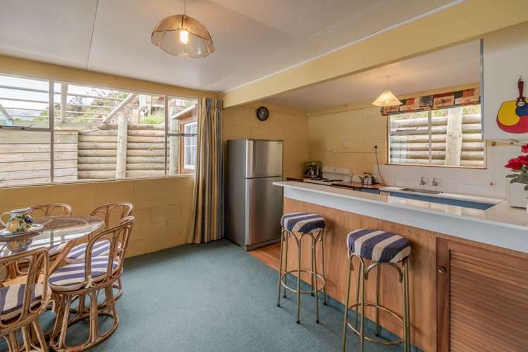 70 Bossu Road Wainui_11