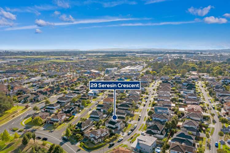 29 Seresin Crescent Flat Bush_35