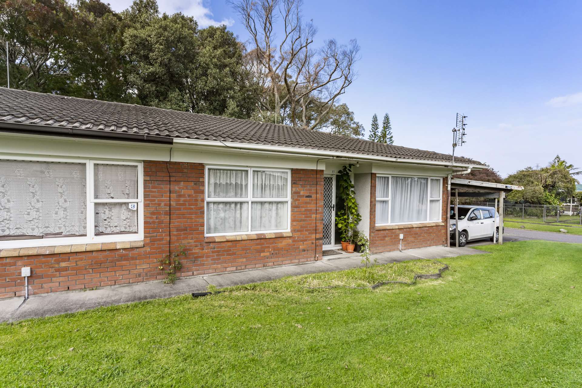 1/1 Snell Place Pakuranga_0