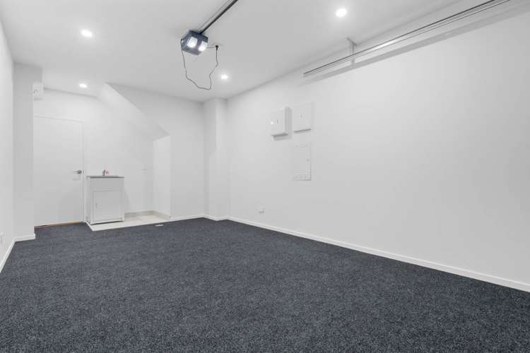 2/2 Flaunty Place West Harbour_16