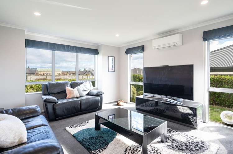 4 Campari Drive Richmond_7