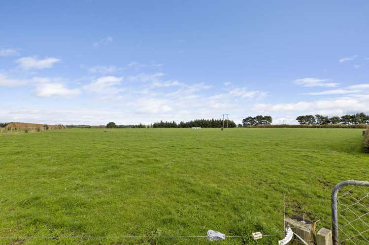 0n Whakamara Road Manutahi_12