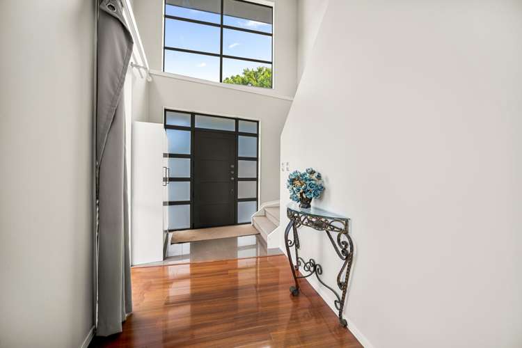 17A Tahu Crescent Sunnynook_7