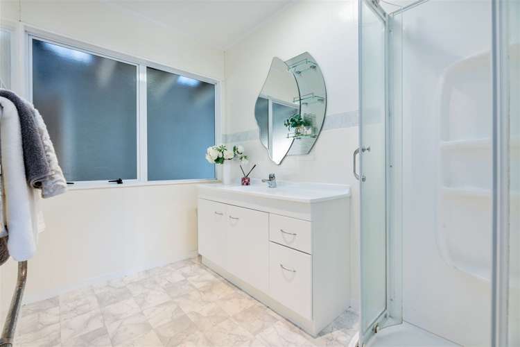 43 Aldern Road Massey_19