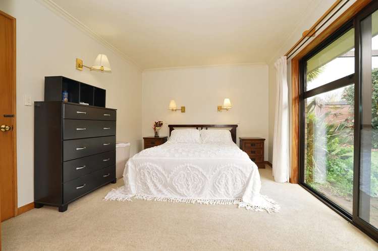 12 Cooper Place Chedworth_13