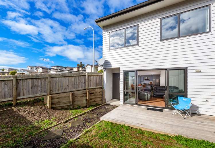 6/75 Tamahere Drive Glenfield_17