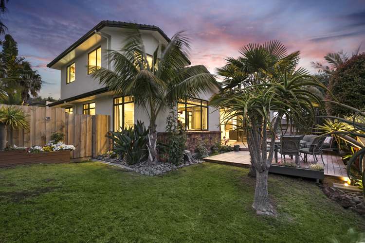 2 Driftwood Drive Red Beach_1