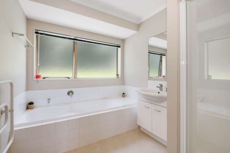 31 Te Kauri Place Helensville_14