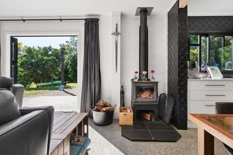 28 Spencer Avenue Maketu_12