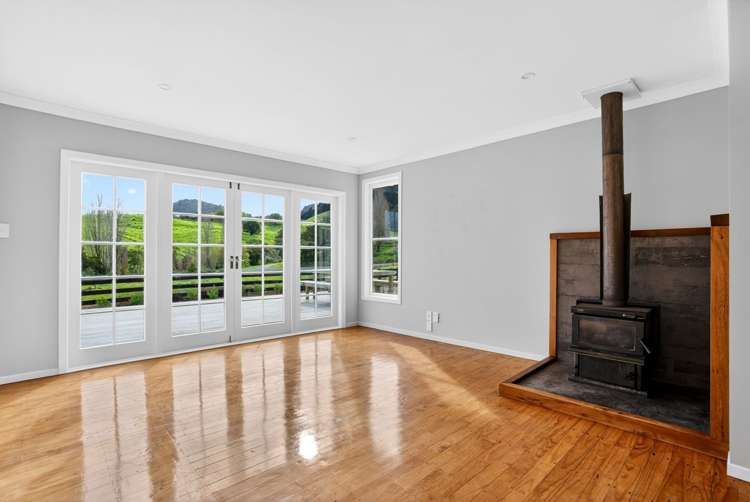 109 Mountain Road Maungaturoto_10