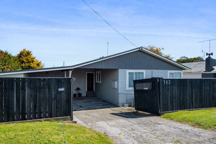 162 Seaview Road Westown_54