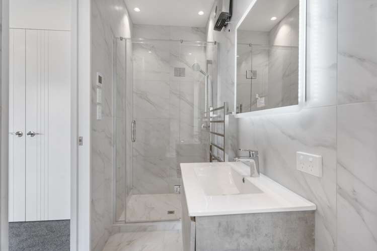 2 Creswell Lane Papakura_11