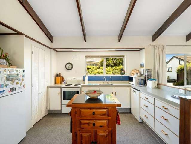 54B Treadwell Street 1227_1