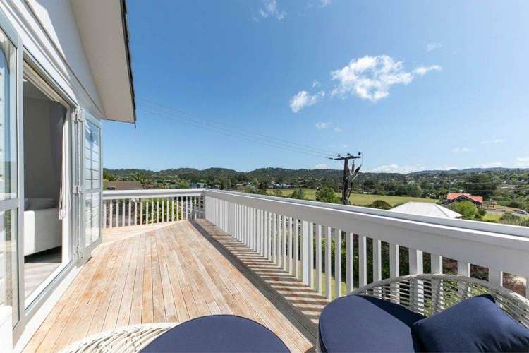 78 Captain Scott Road Glen Eden_4