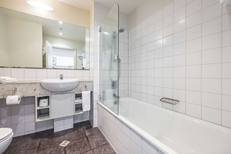 1007/22 Nelson Street Auckland Central_8