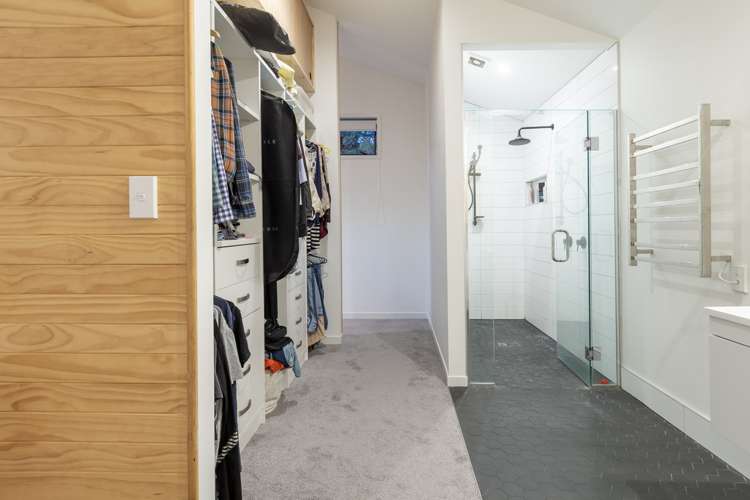 272 Ballintoy Park Drive Welcome Bay_10