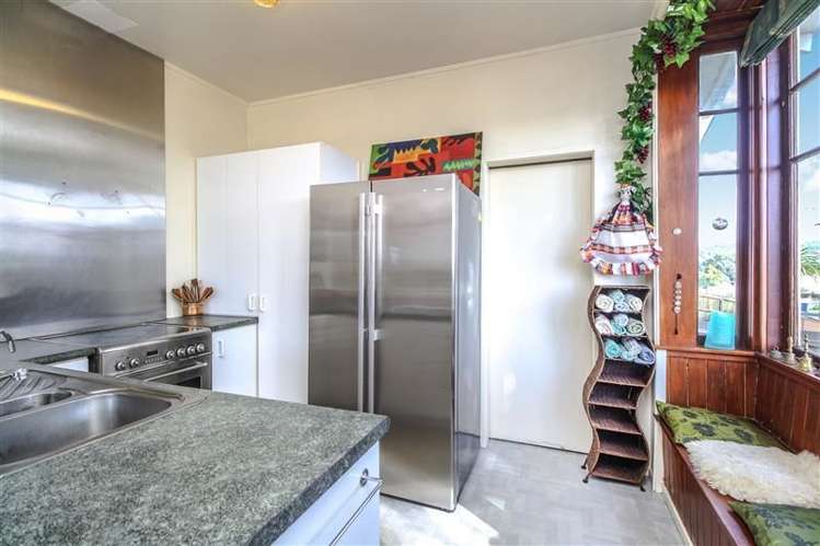 13 Islington Avenue New Lynn_4