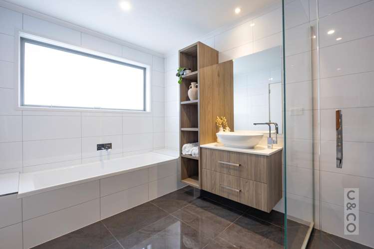 19 Riverhead Point Drive Riverhead_63