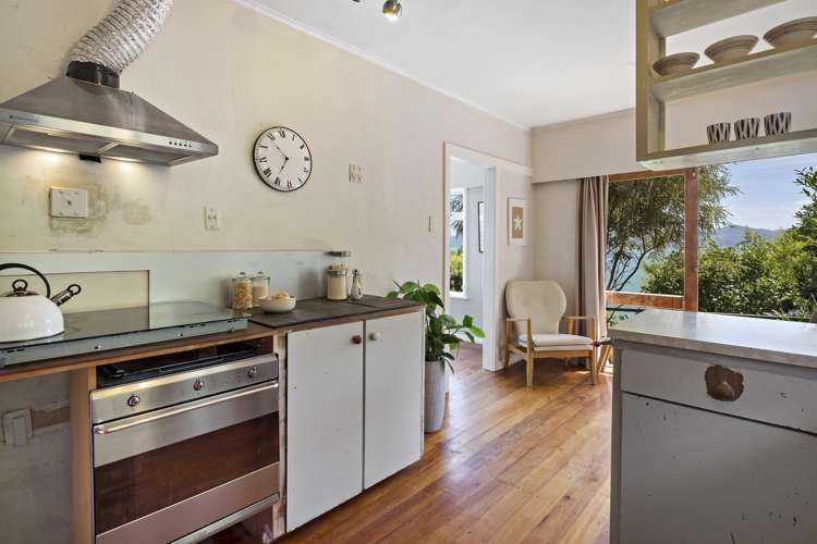 39 Ferry Road Days Bay_6