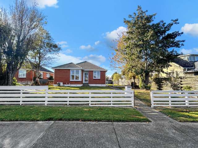 STRATHERN - 2 BEDROOMS