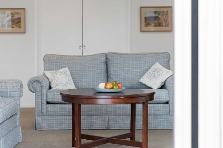 12 Korari Grove Redwoodtown_16