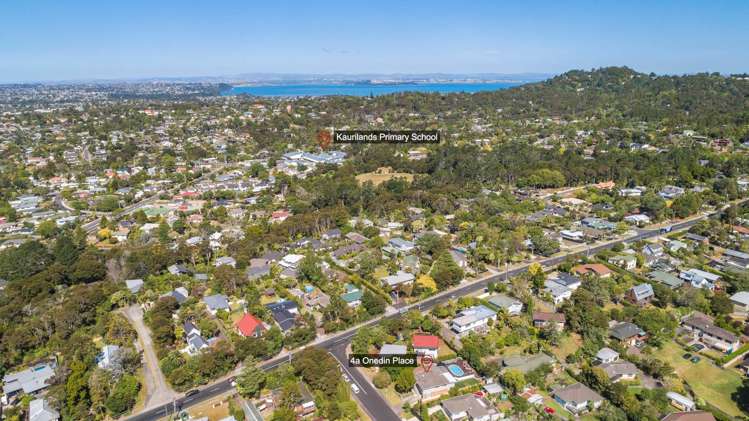 4 Onedin Place Titirangi_19